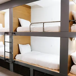  Hostel Cwtsh